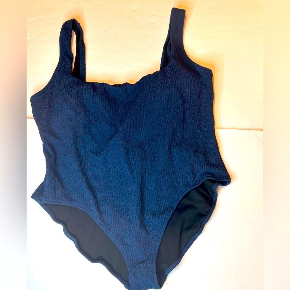 NWT J.Crew Textured Scoopneck One-Piece Swimsuit Plus Blue Ribbed Size 24